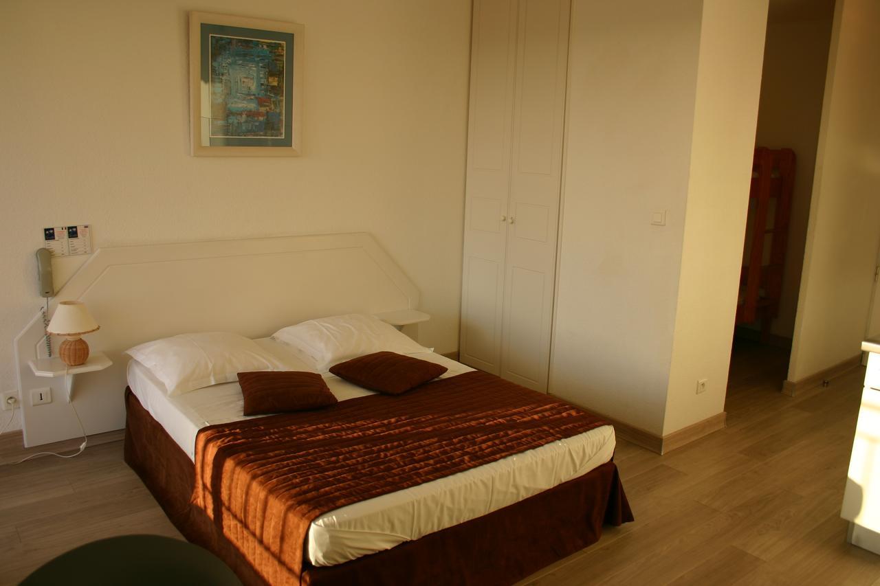 Residence Hoteliere Scudo Ajaccio  Exterior foto
